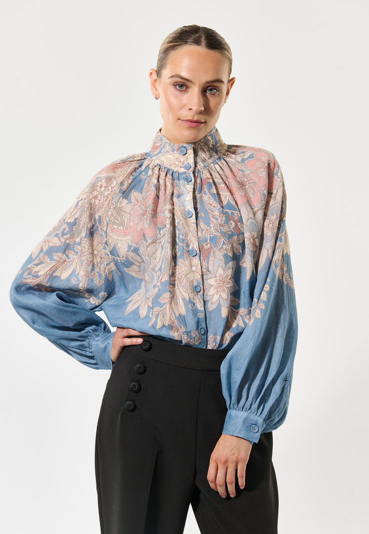 Dea Kudibal NITA NS Bluse w Stand Collar Eiko Blomstret Blå