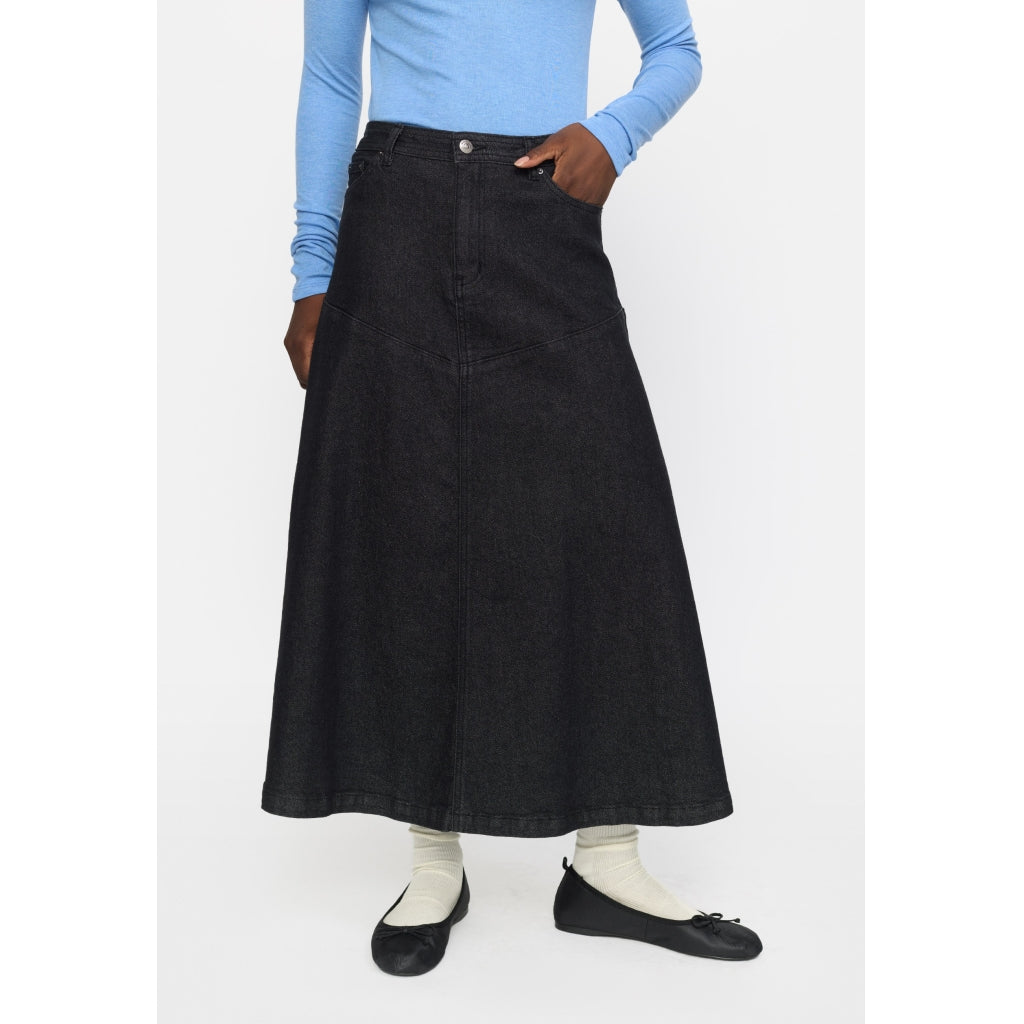 Soft Rebels Jennie Midi Nederdel Denim Sort