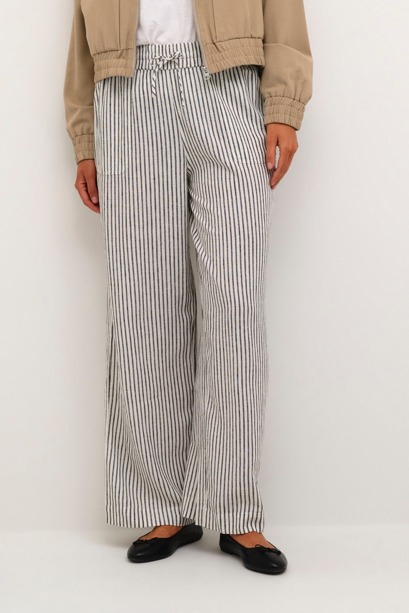 KAFFE Milia HW Long Wide Bukser Stribet Hvid Sort