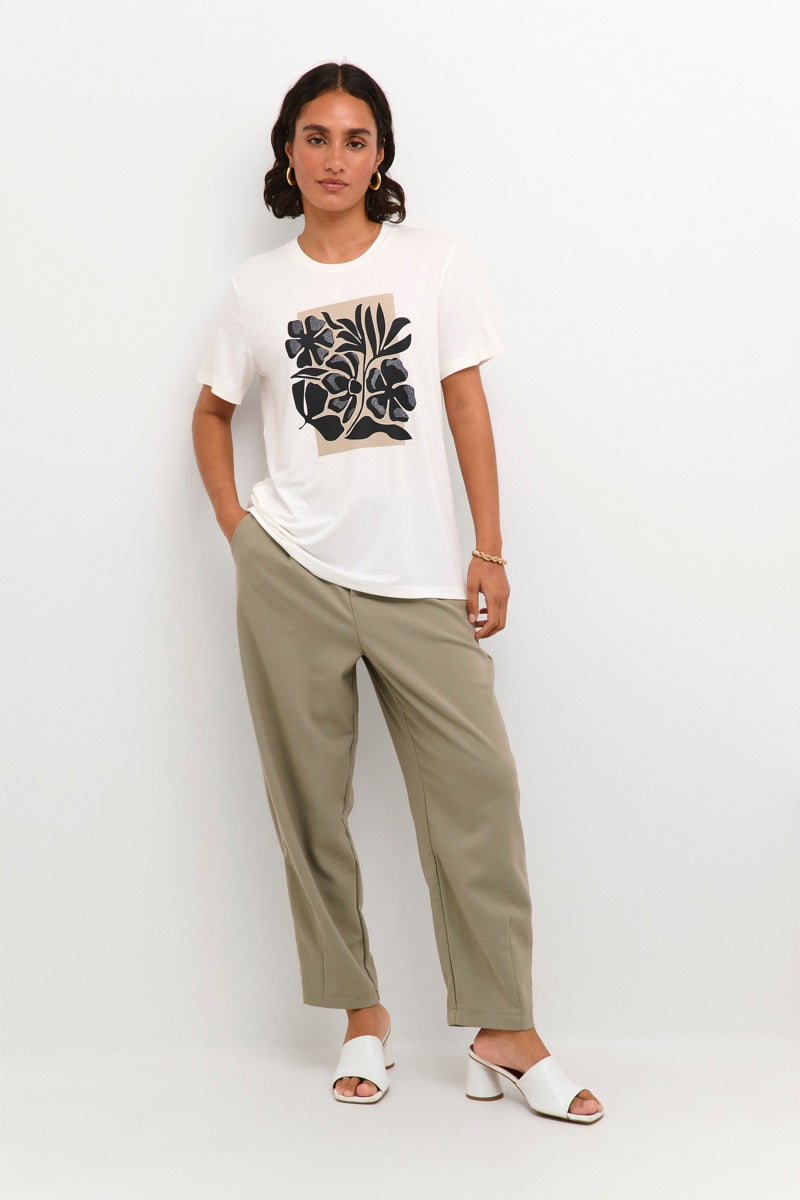 KAFFE Thora T-shirt Blomster Chalk Hvid