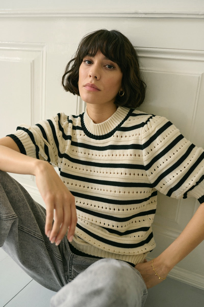 KAFFE Evelyn Strik Pullover Stribet Turtledove Creme Sort