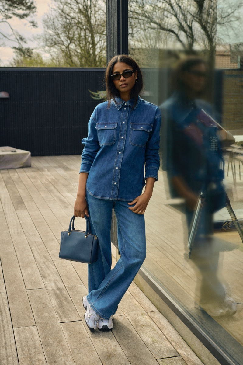 KAFFE Sinem Skjorte Denim Medium Blå