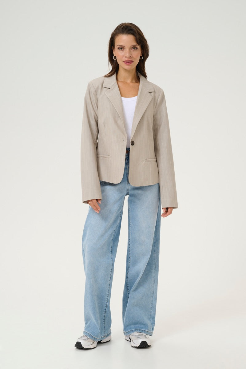 KAFFE Esther Shaped Blazer Feather Grå