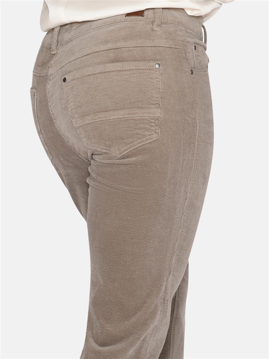 Cero Emma Bukser Stone