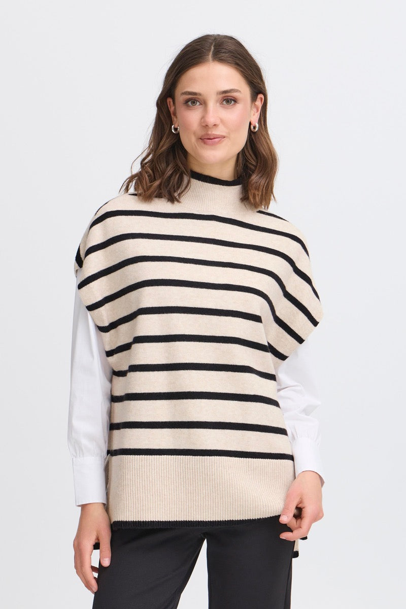Fransa Bitte Strik Poncho 1 Stribet Limestone Hvid Sort
