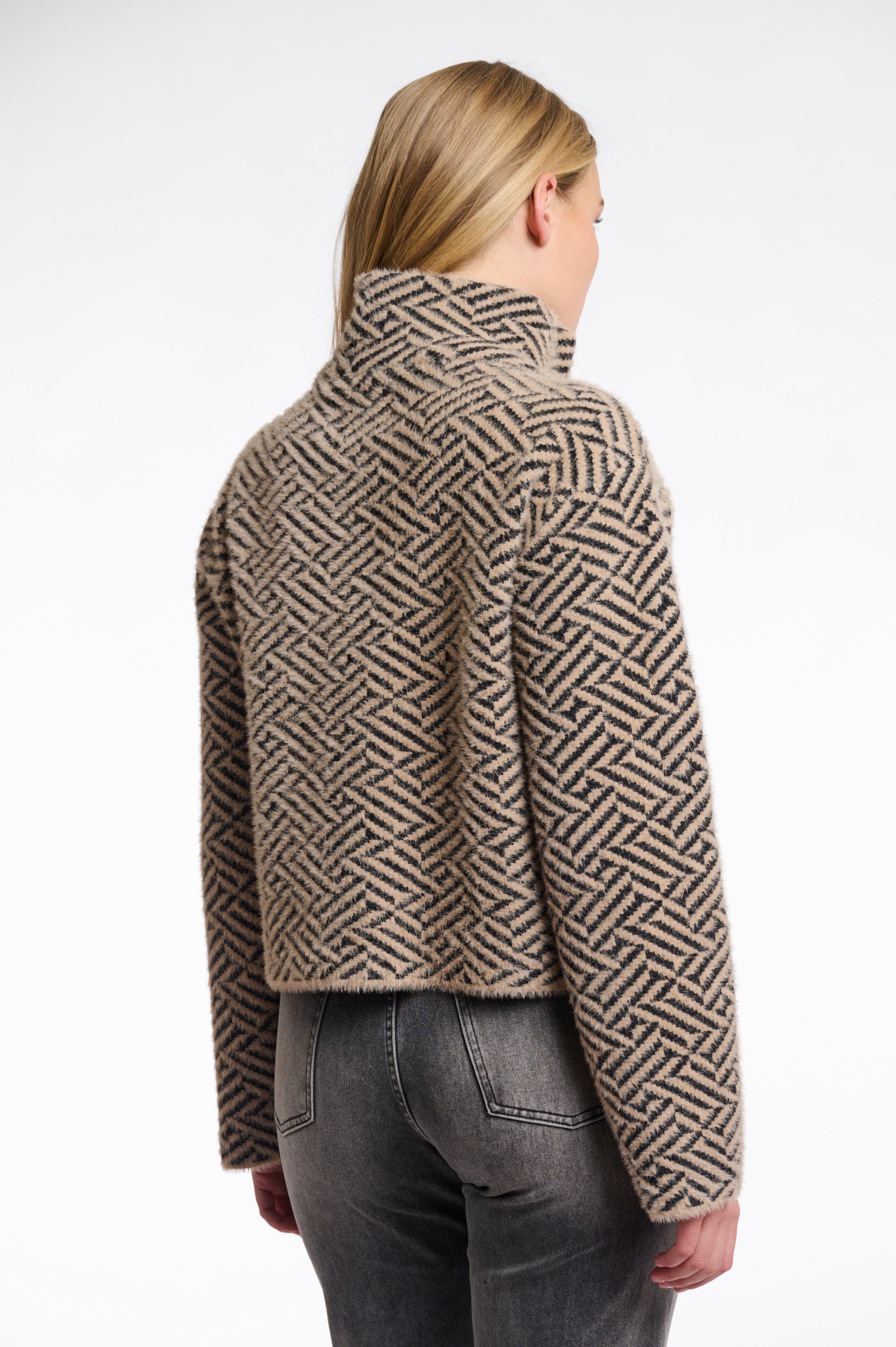 RINO & PELLE Beth Jakke Short Graphic Sand