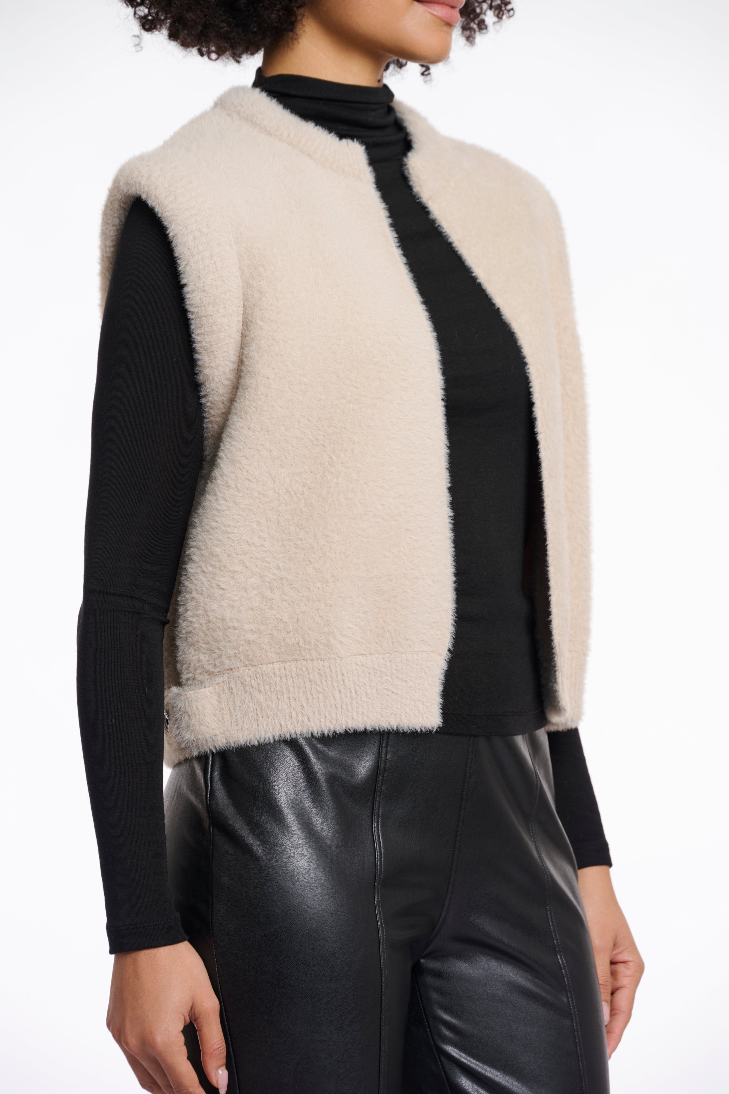 RINO & PELLE Elona Vest Short Stone