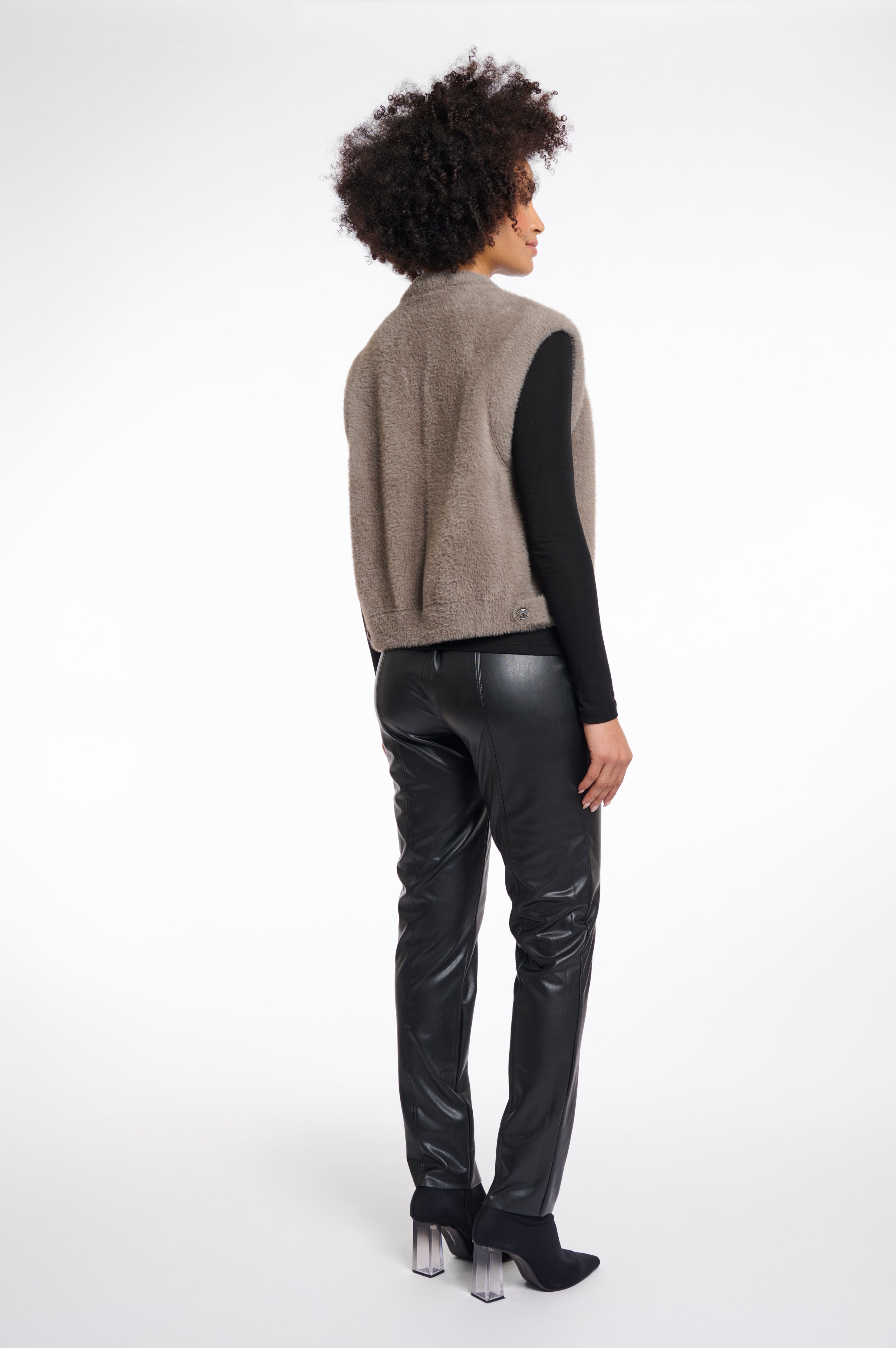 RINO & PELLE Elona Vest Short Taupe Grå