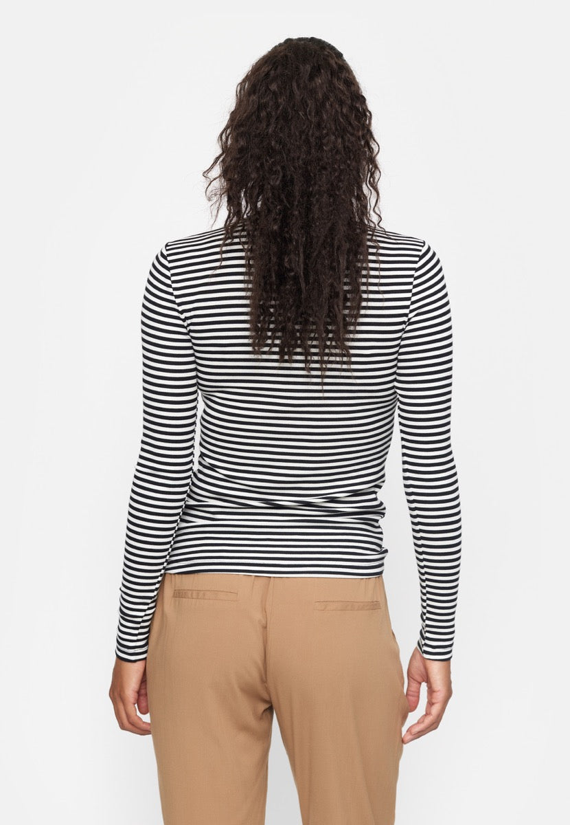 Soft Rebels Fenja Top Stribet O-Neck Sort