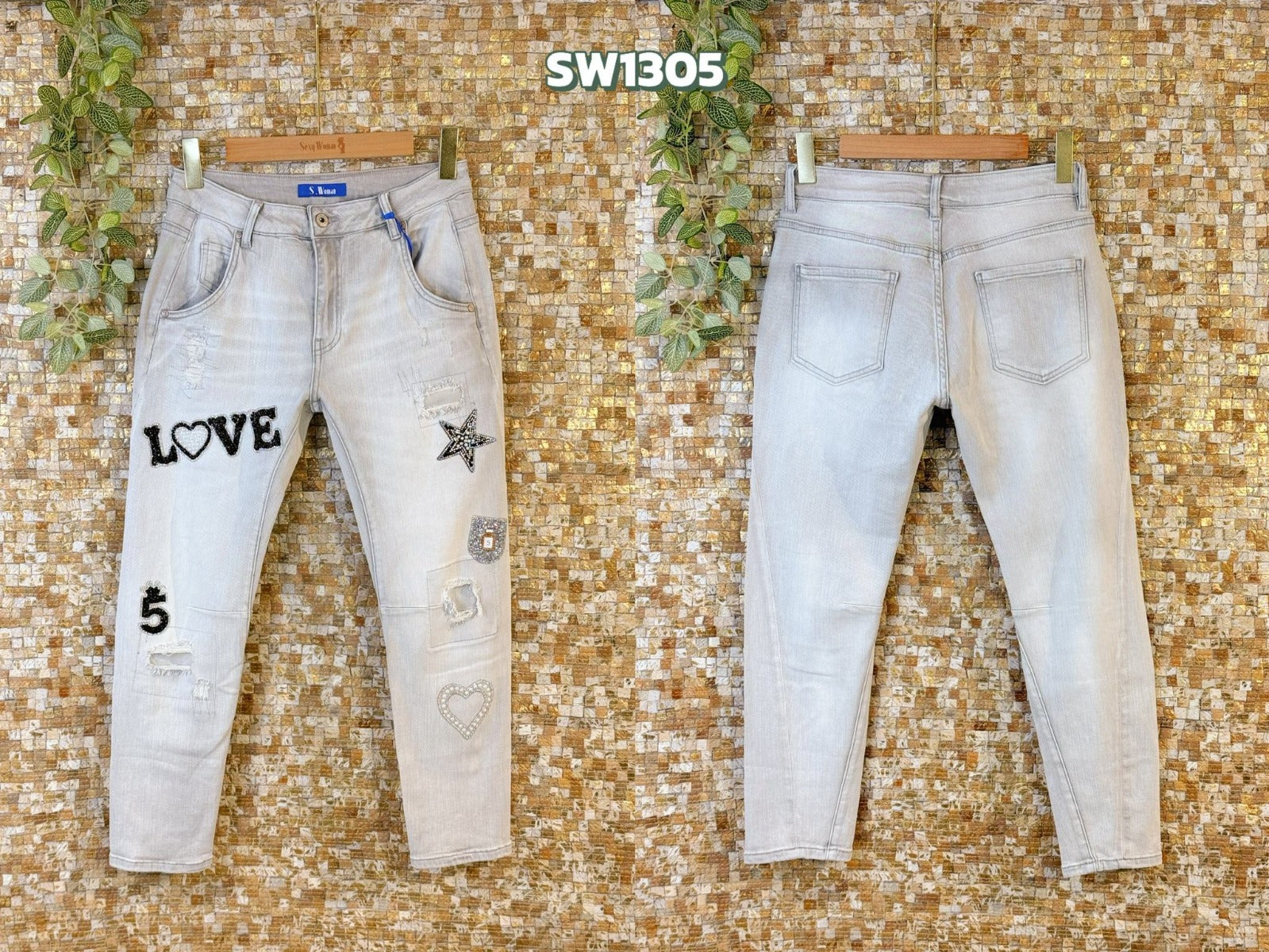 Sexy Woman Jeans Badges In Stone Grå