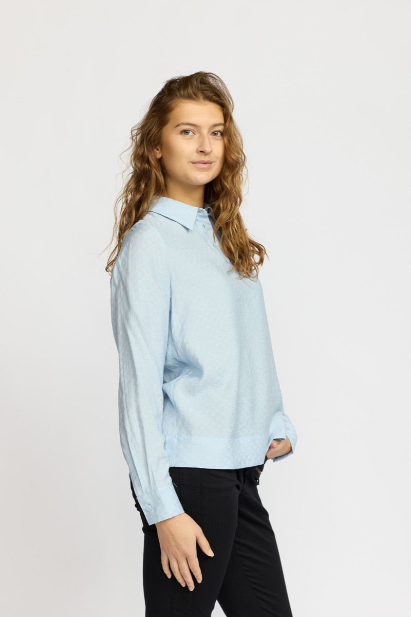 2 Biz Edvian Bluse Light Blå