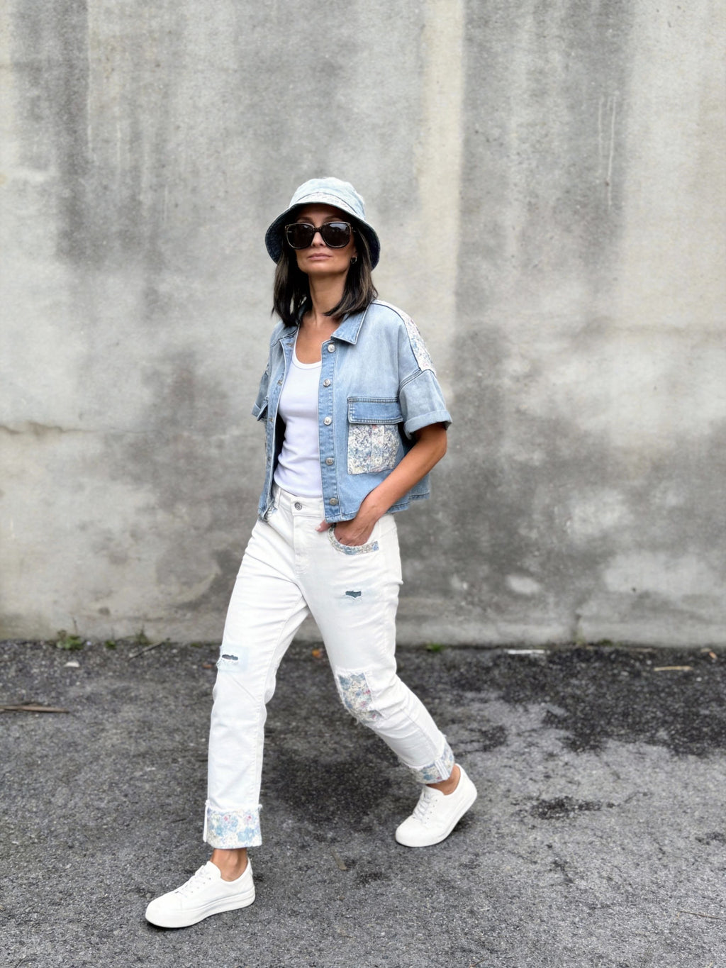 Sexy Woman Jeans Broderi Hvid
