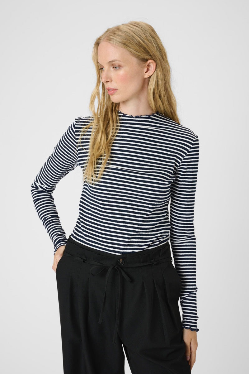 Karen By Simonsen Candace T-shirt Langærmet Stribet Night Sky Blå Egret Hvid