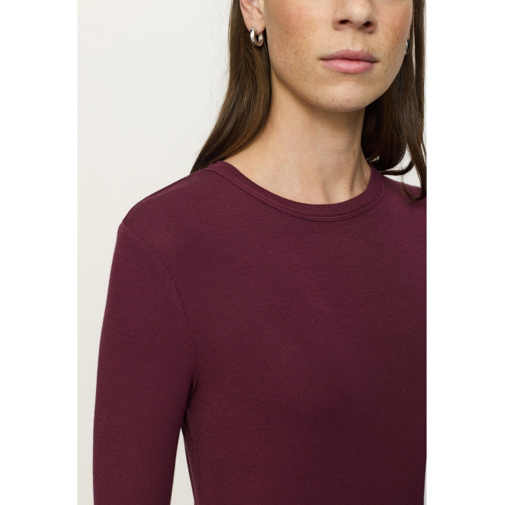 Soft Rebels Fenja Top O-Neck Vinyard Wine