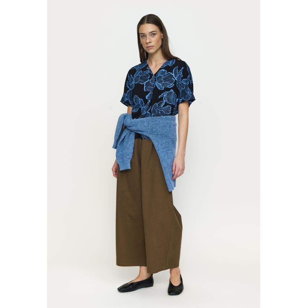 Soft Rebels Hanni Bluse Kortærmet Blomster Frill Sort