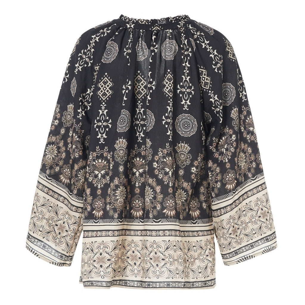 One Two Salinas Bluse Sort Creme