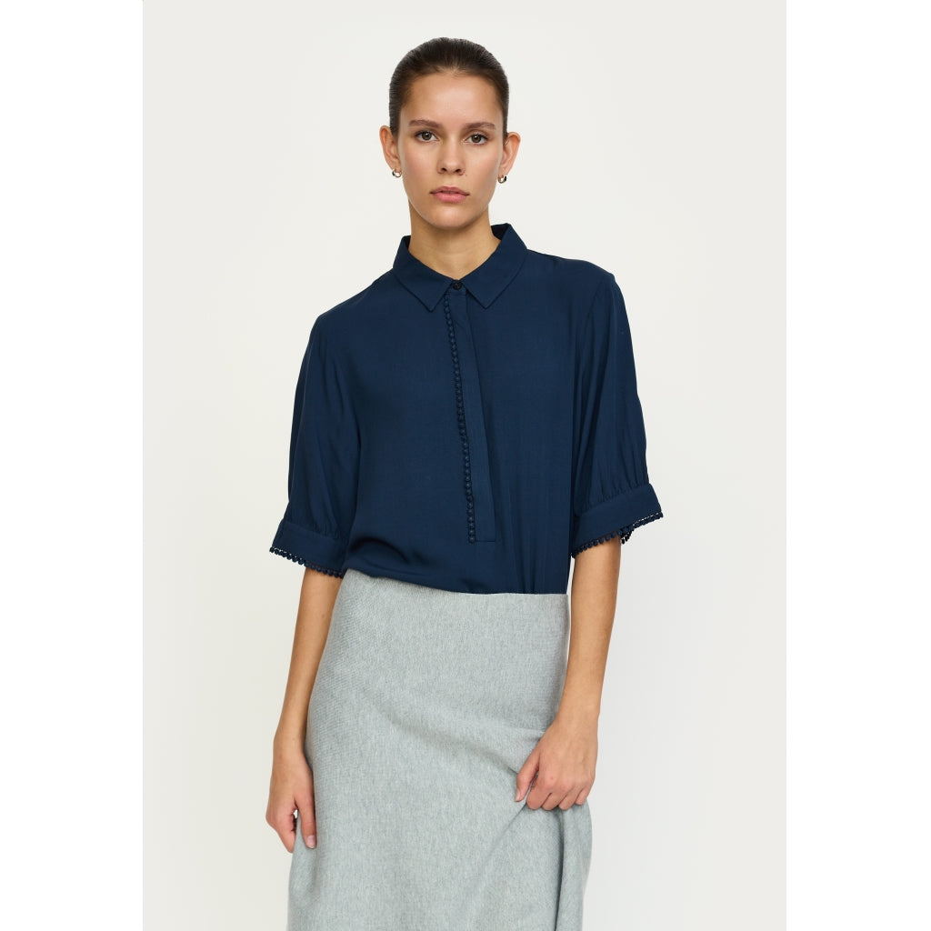 Soft Rebels Ebba Mayson Bluse Total Eclipse Blå