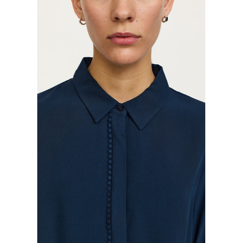 Soft Rebels Ebba Mayson Bluse Total Eclipse Blå
