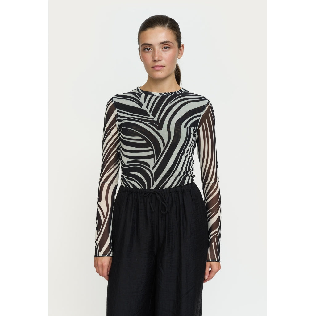 Soft Rebels Maryam Top Langærmet Zebra Print Sort
