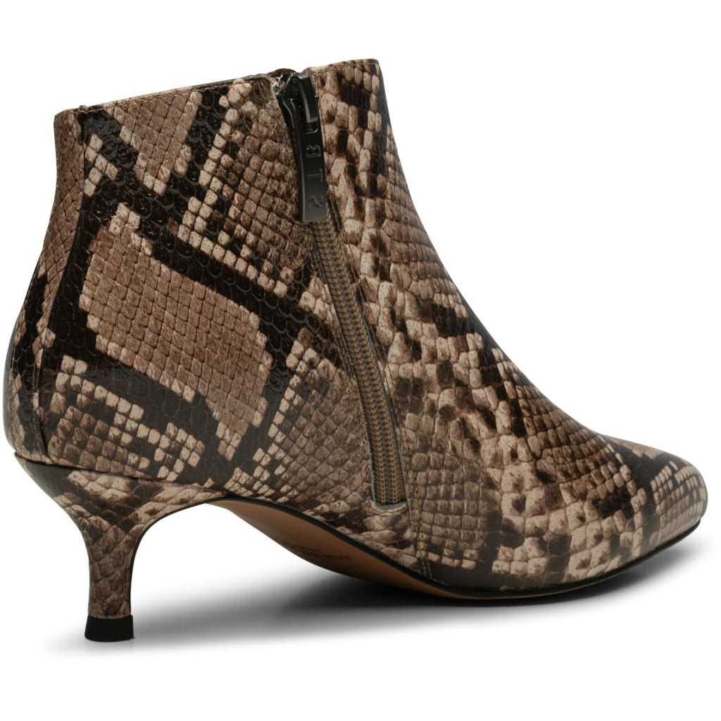 WODEN Saga Low Ankel Støvle Hæl Snake Print Beige