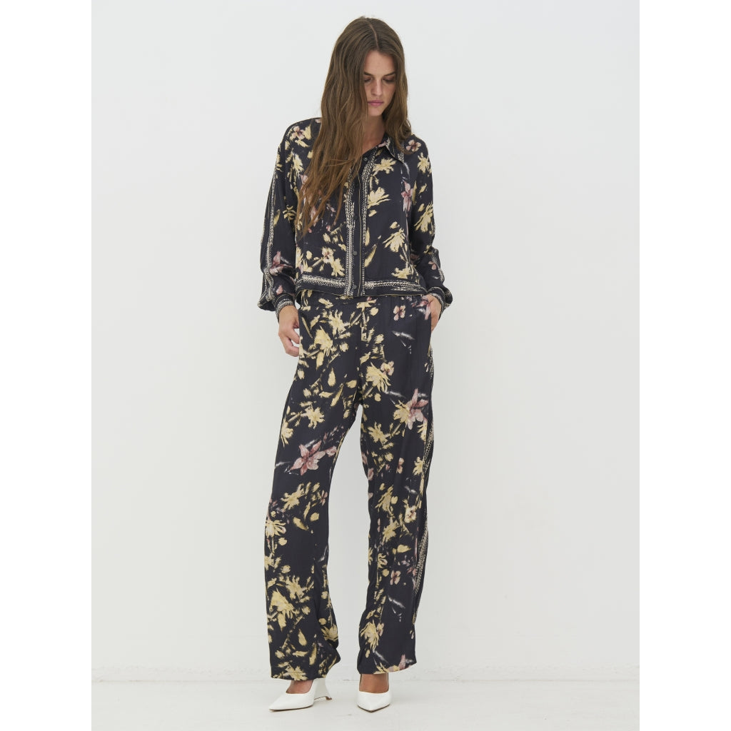 Nü Denmark Cara Skjorte Blomster Sort