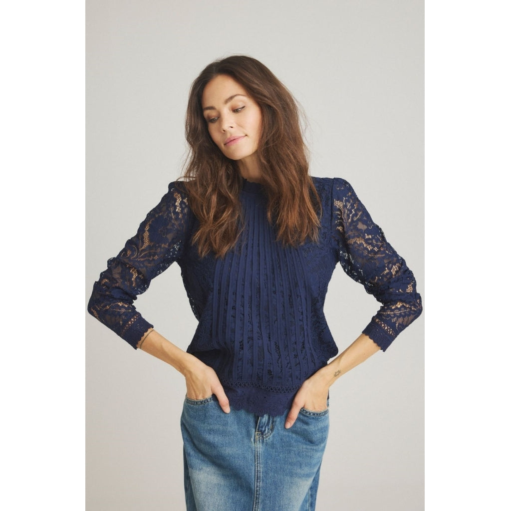 One Two Laizy Bluse Mørk Blå