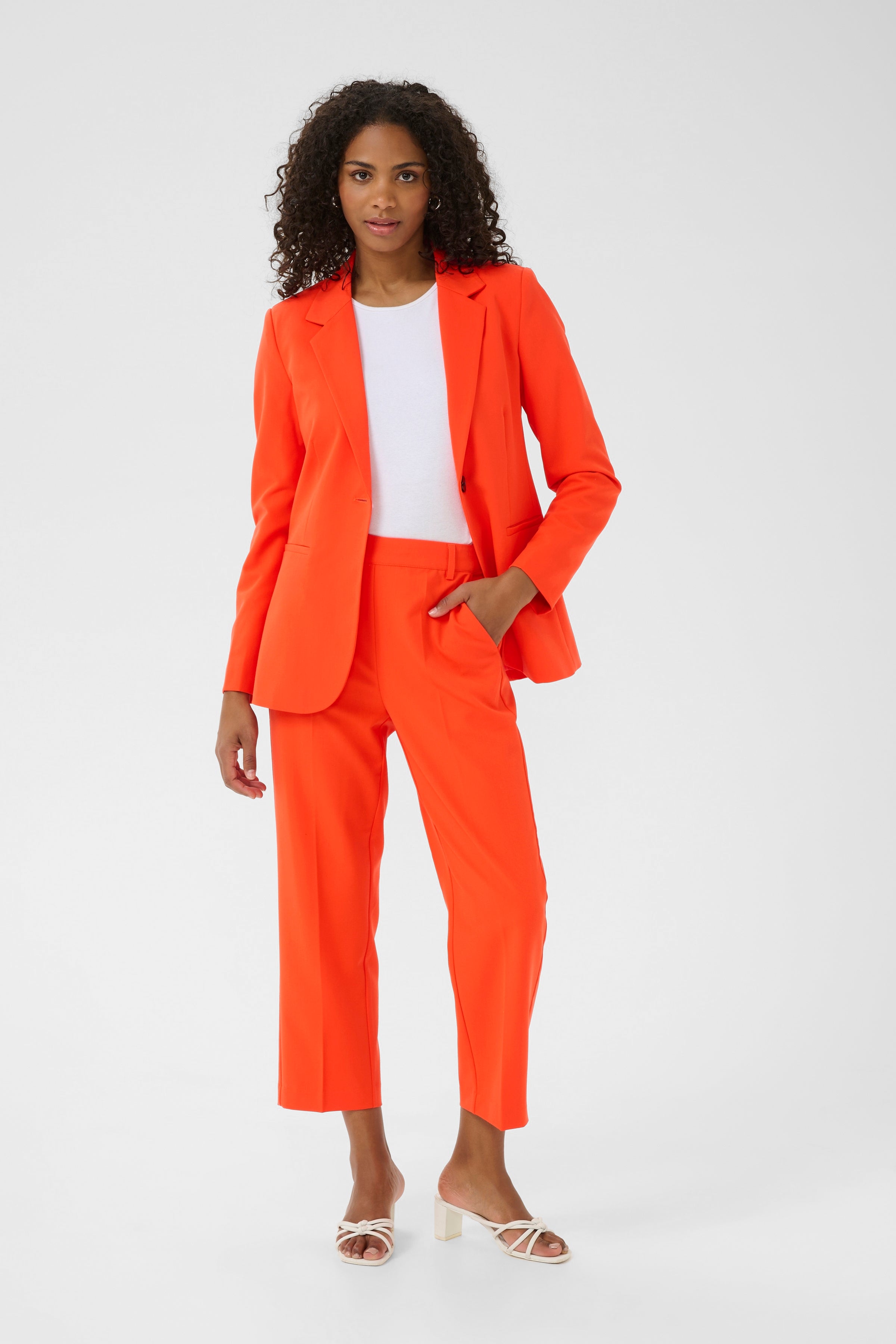 KAFFE Sakura HW Cropped Buks Grenadine Orange