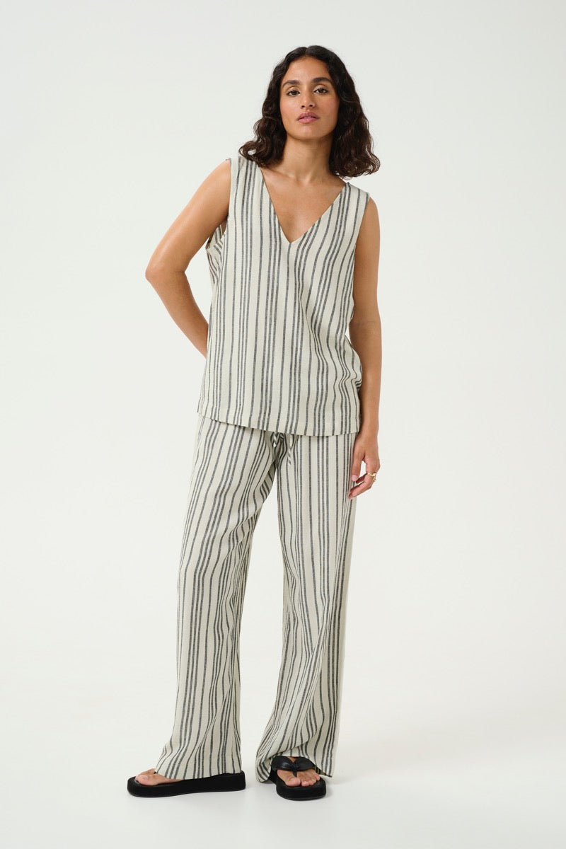 KAFFE Milia Top Moonstruck Hvid Sort
