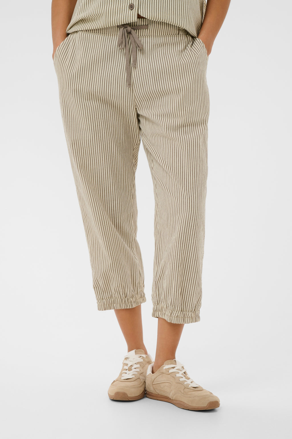 KAFFE Naya Capri Bukser Stribet Brindle Turtledove Hvid Brun