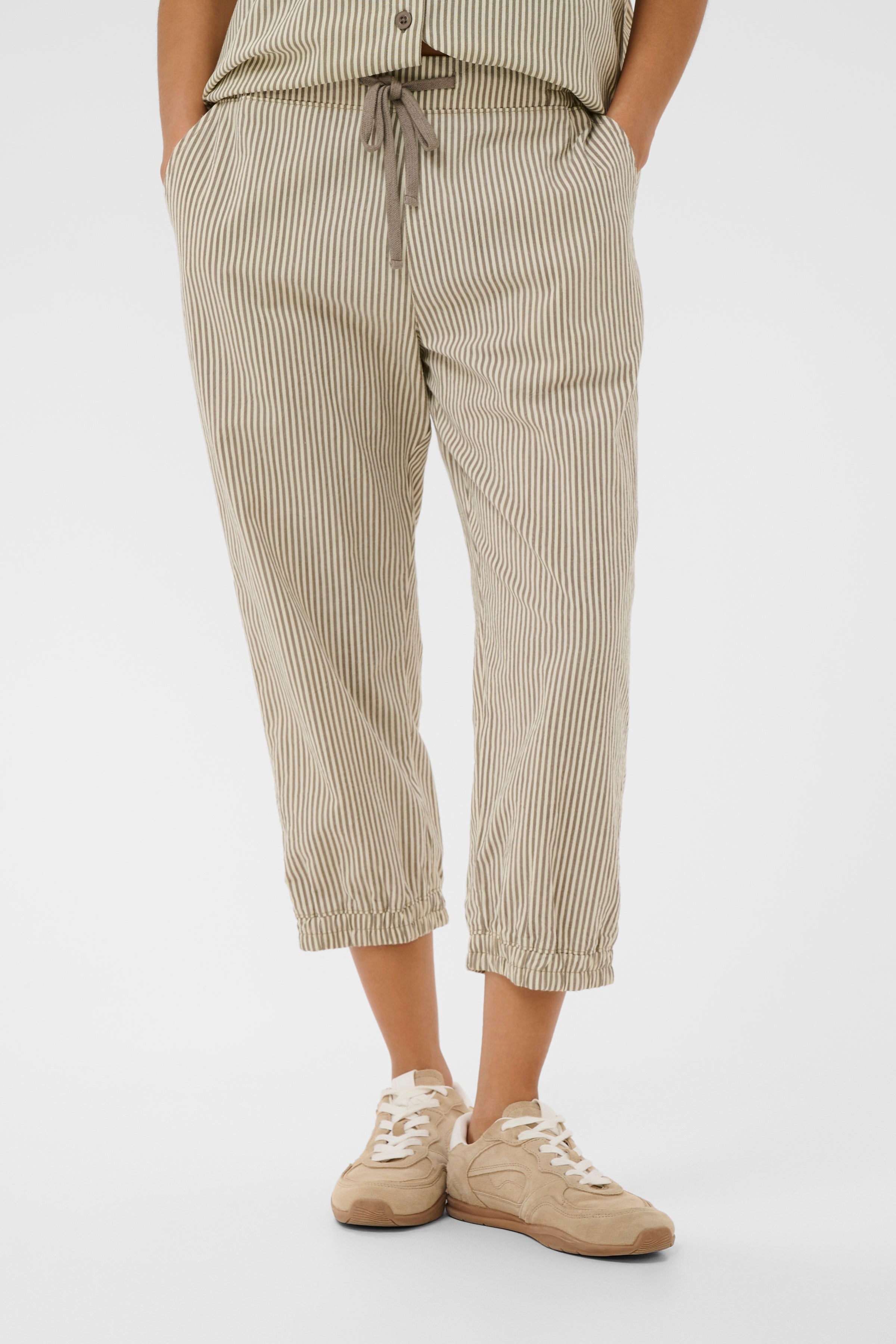 KAFFE Naya Capri Bukser Stribet Brindle Turtledove Hvid Brun