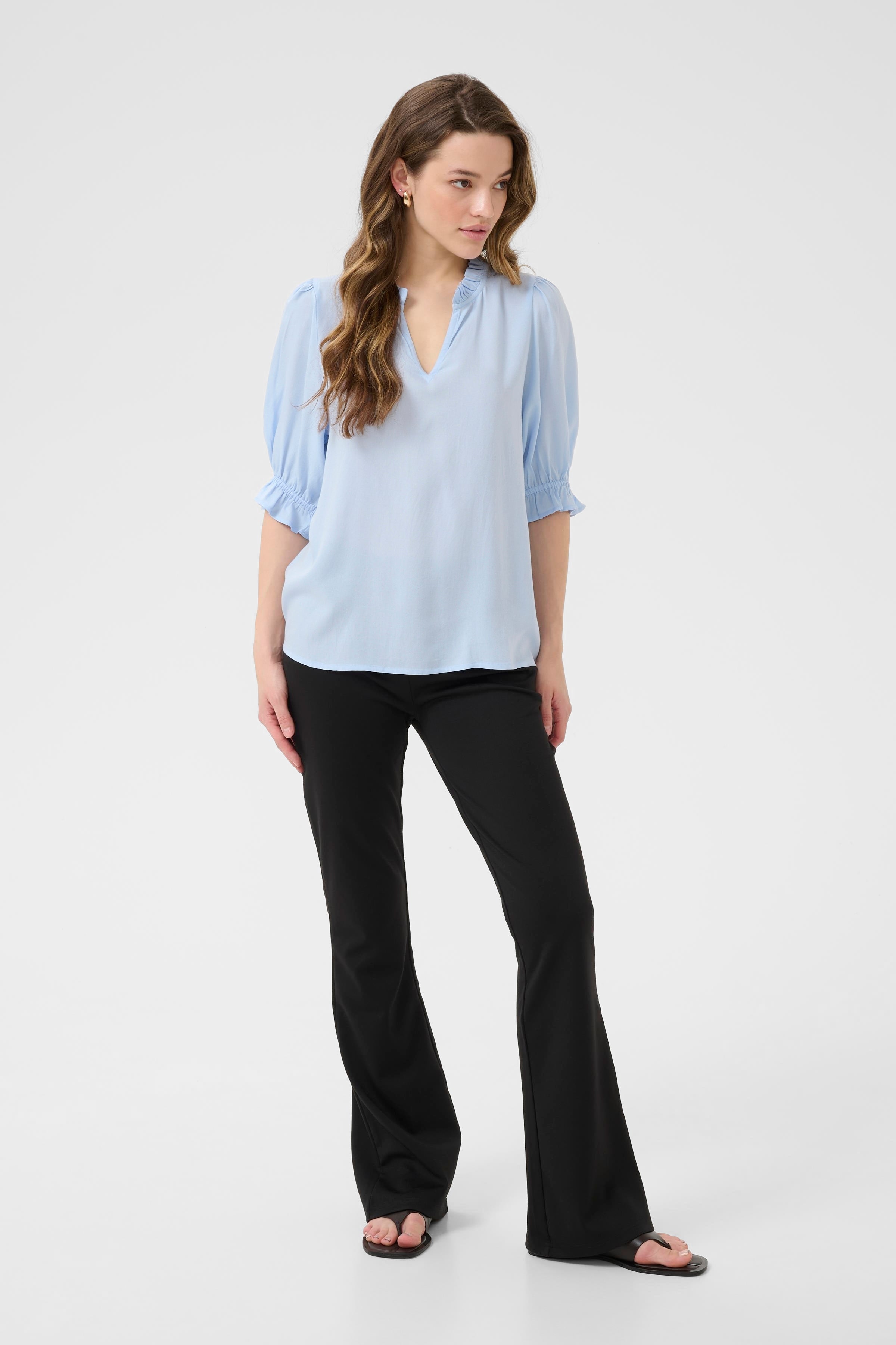 KAFFE Elly Solid Bluse Windsurfer Blå