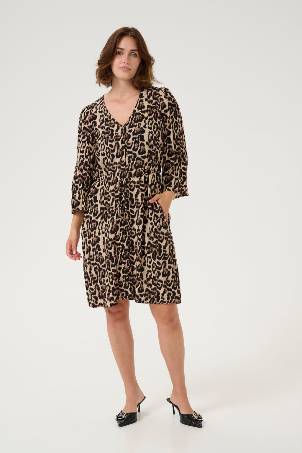 KAFFE Pedra Kjole Kort Naturel Leopard Print Brun