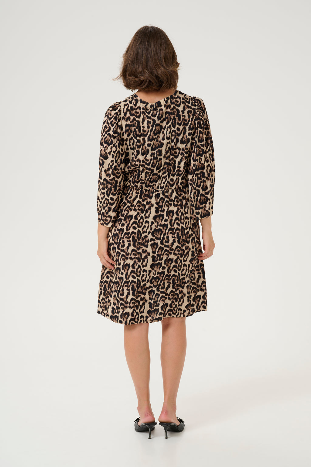 KAFFE Pedra Kjole Kort Naturel Leopard Print Brun