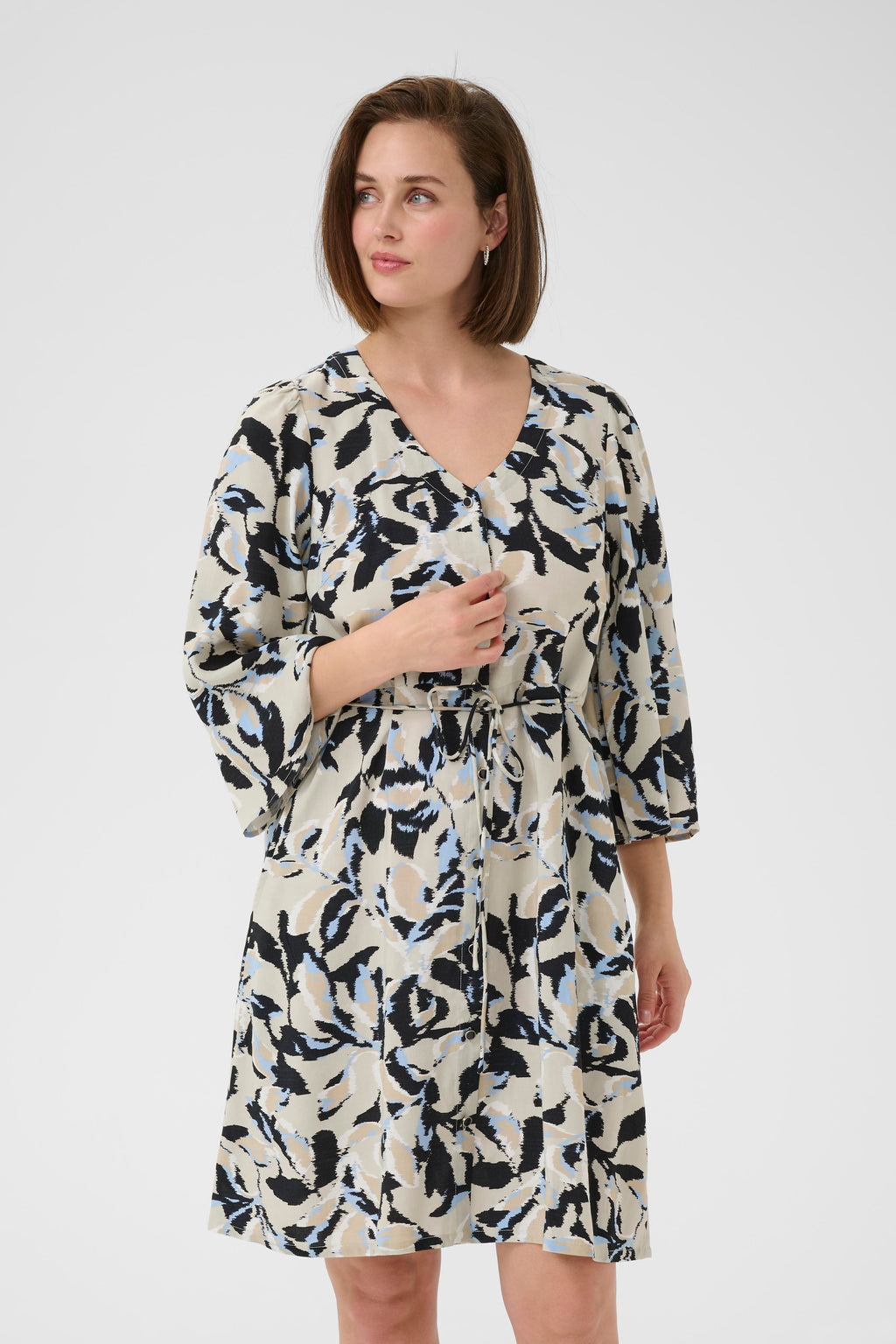 KAFFE Pedra Kjole Kort Leaf Beige Sort Blå