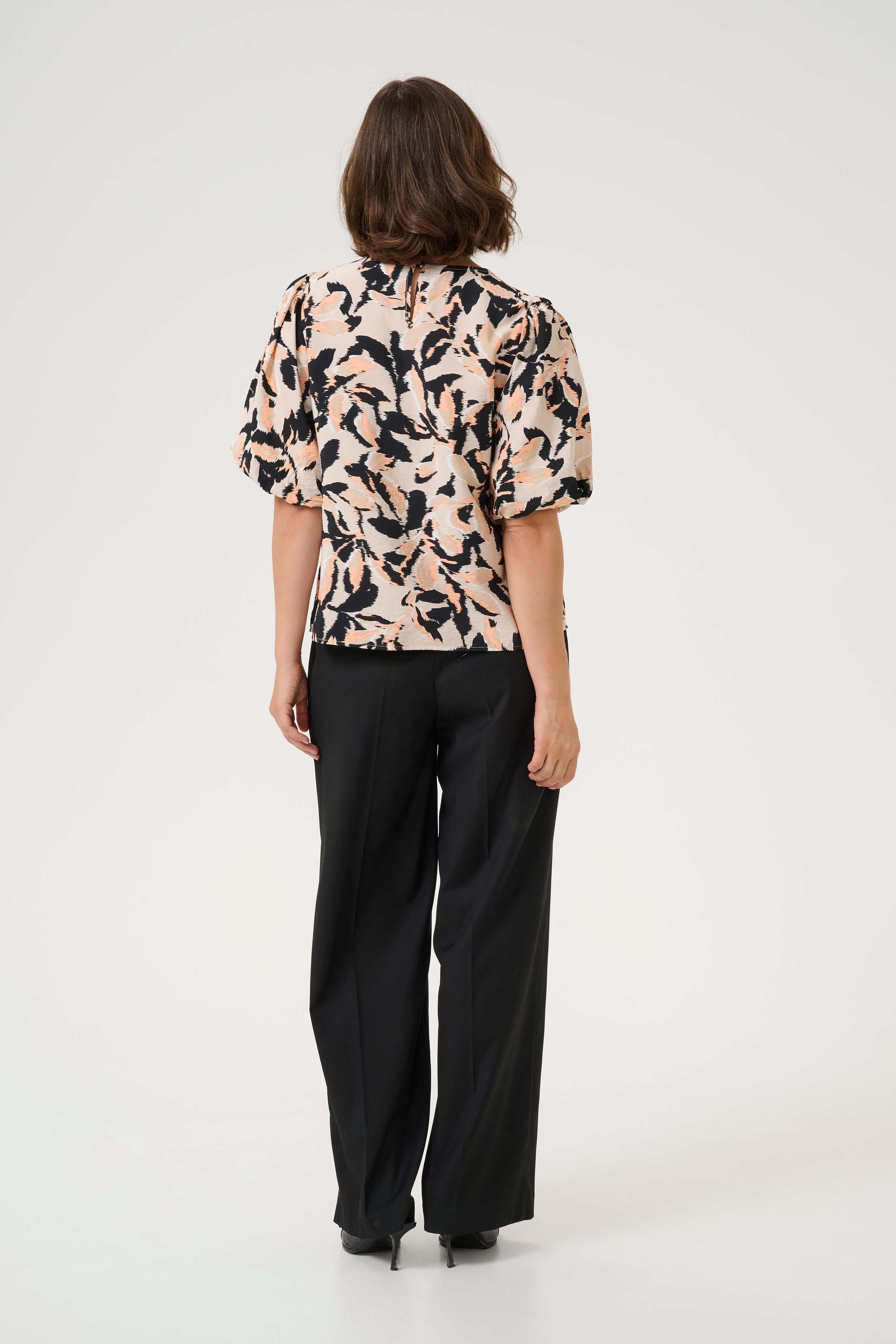 KAFFE Paco Bluse Beige Sort Peach
