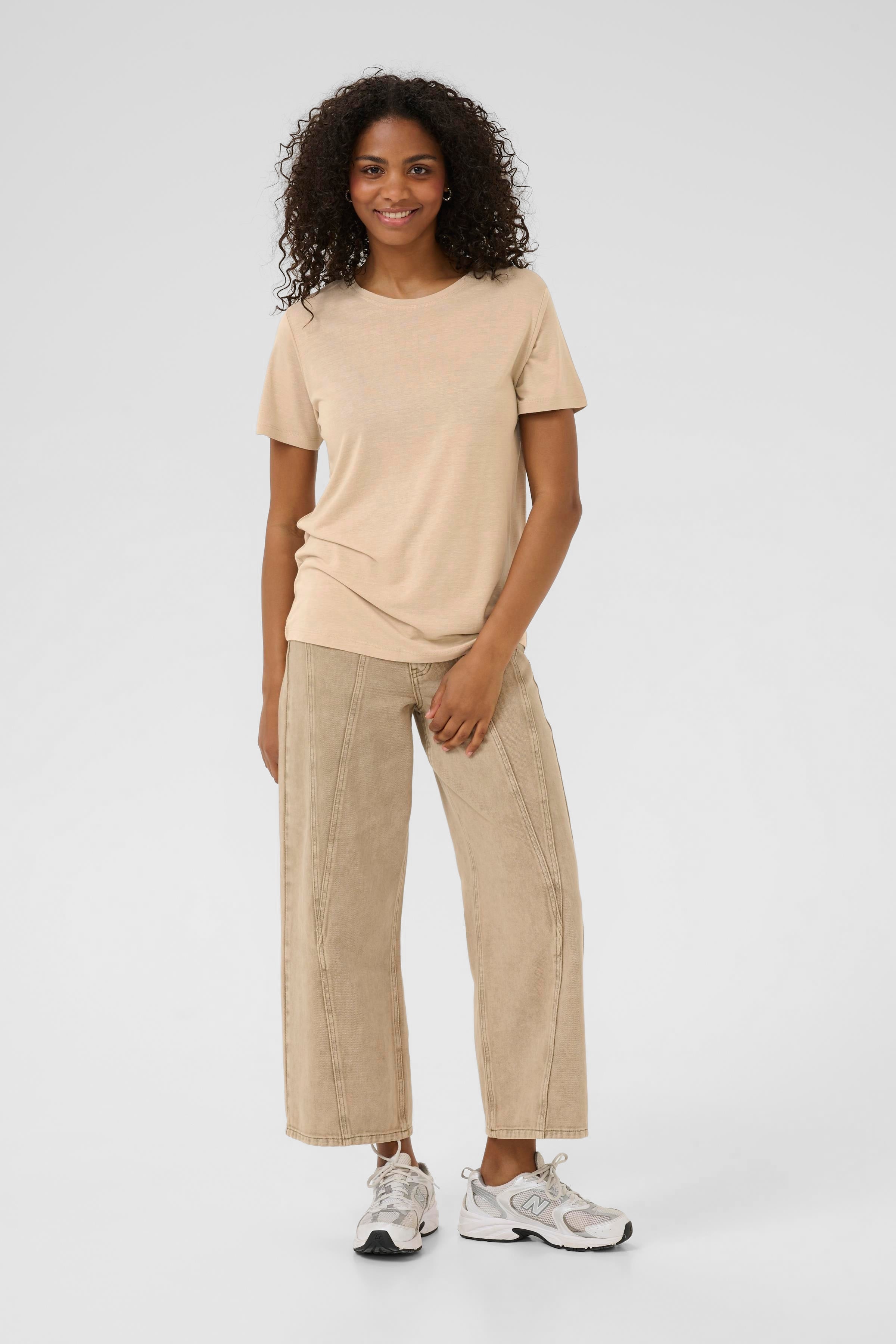 KAFFE Maria T-shirt Feather Grå