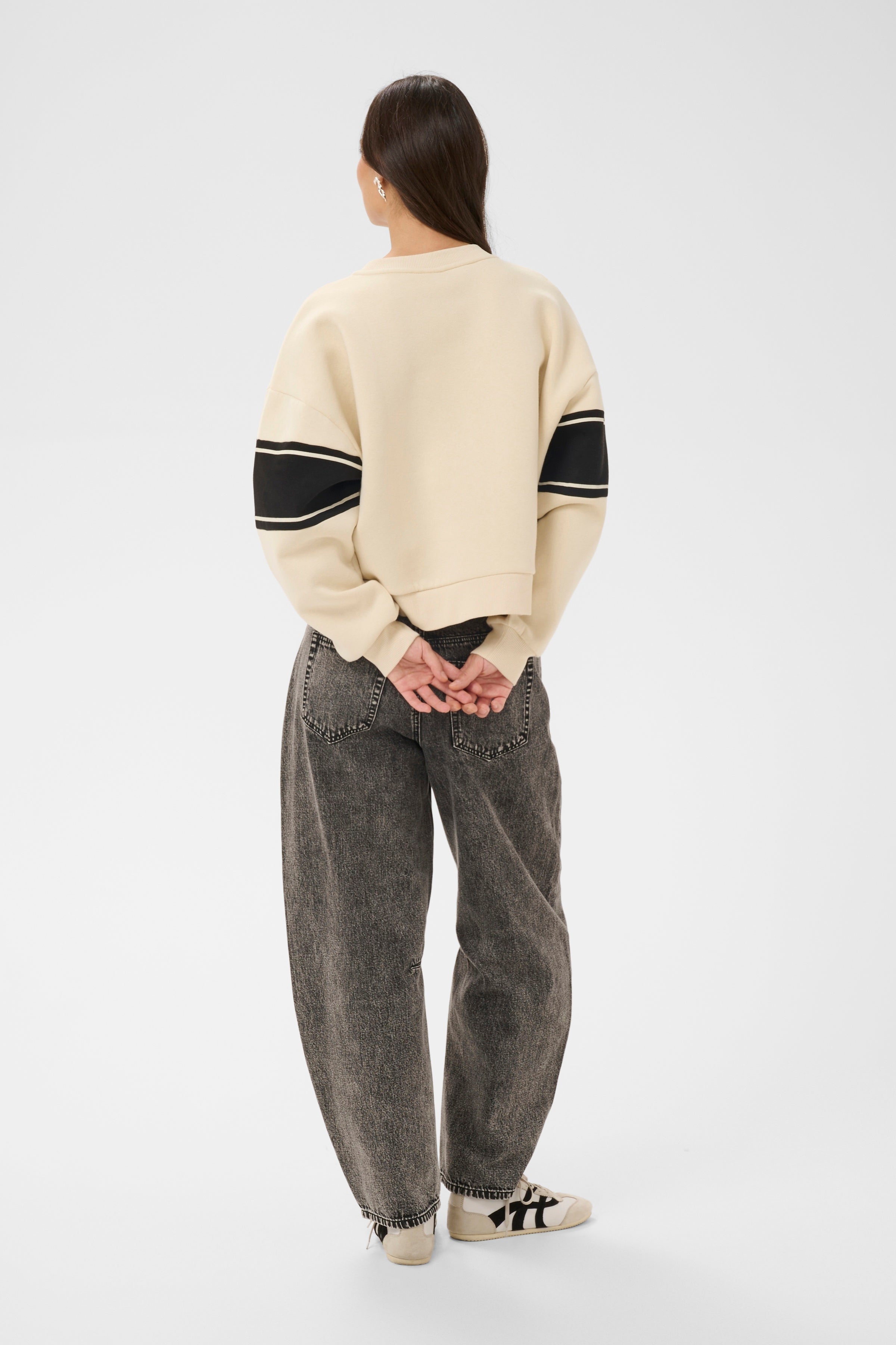 KAFFE Assia Sweatshirt Turtledove Creme Sort