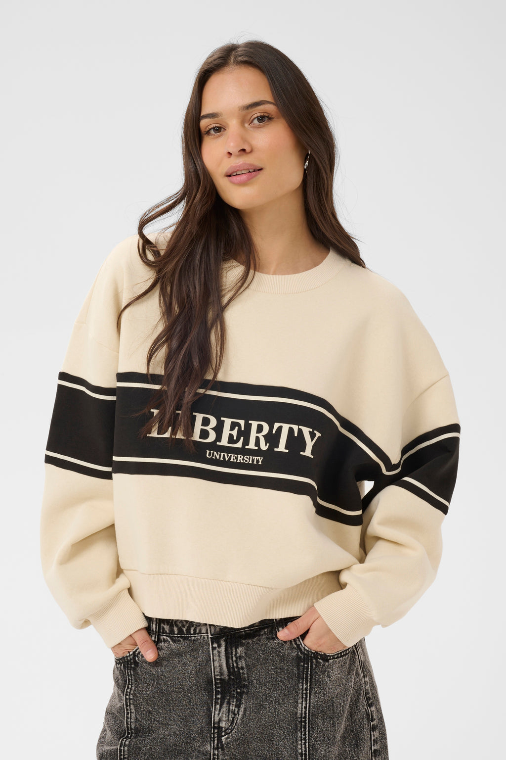 KAFFE Assia Sweatshirt Turtledove Creme Sort