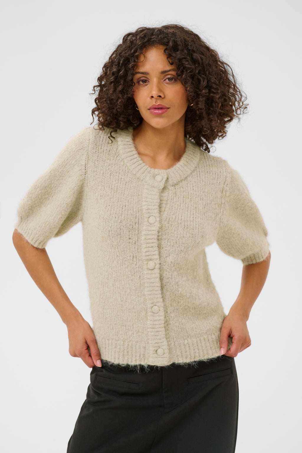 KAFFE Emelie Cardigan Feather Grå