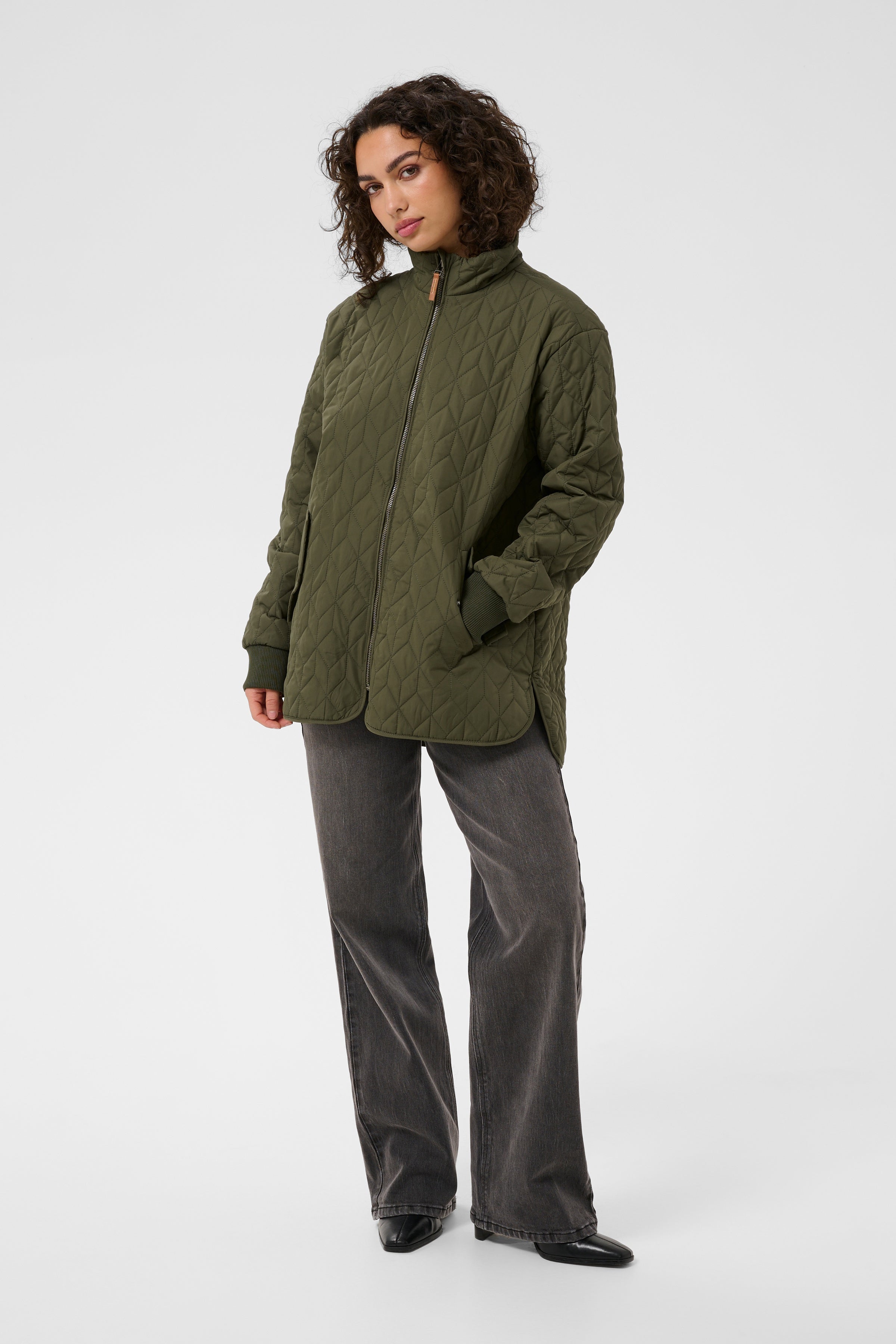 KAFFE Leila Quilt Jakke Olive Night Grøn