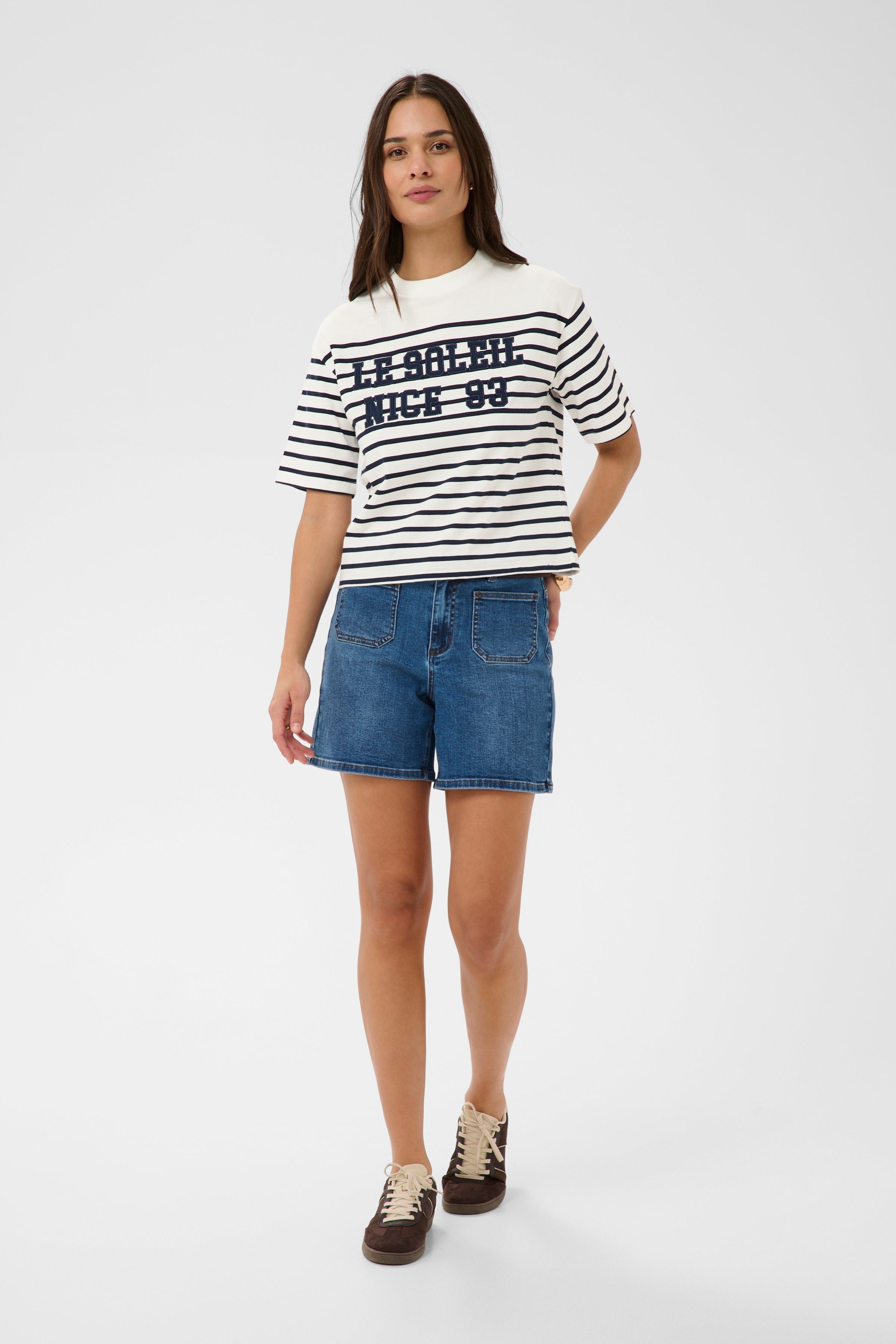 KAFFE Nolia T-shirt Stribet Chalk Hvid Midnight Marine Blå