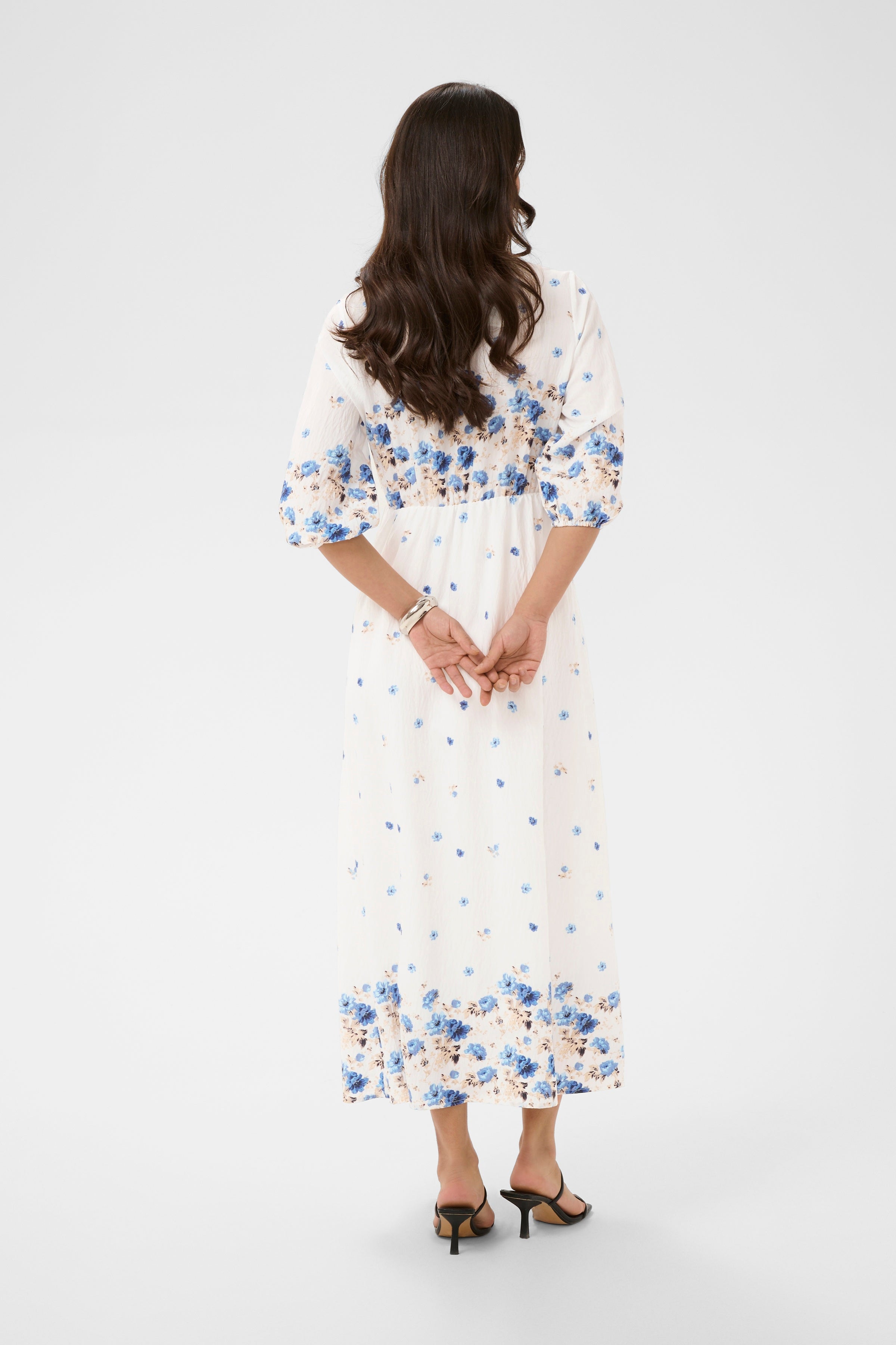 KAFFE Rosine Kjole Lang Blomster Blå