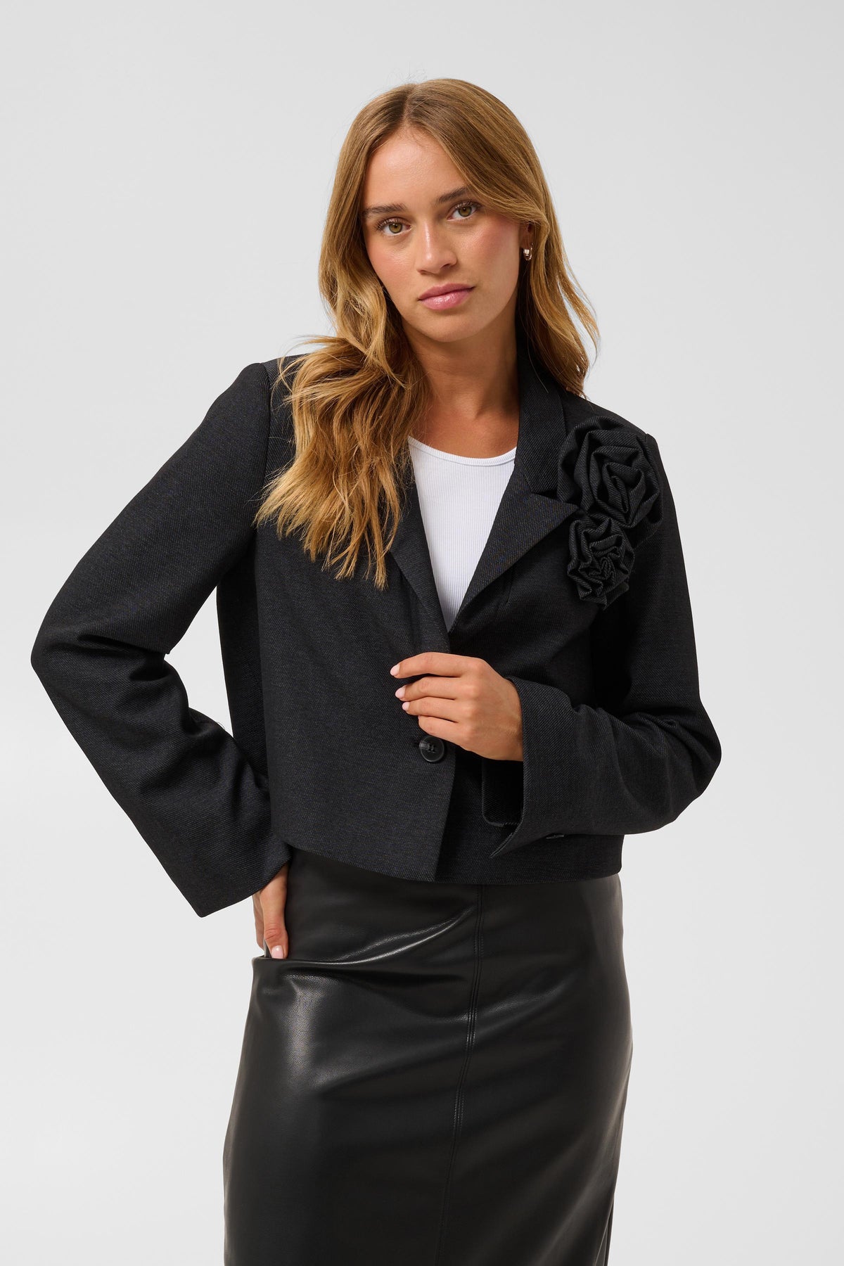 KAFFE Gabby Blazer Dark Grå Melange