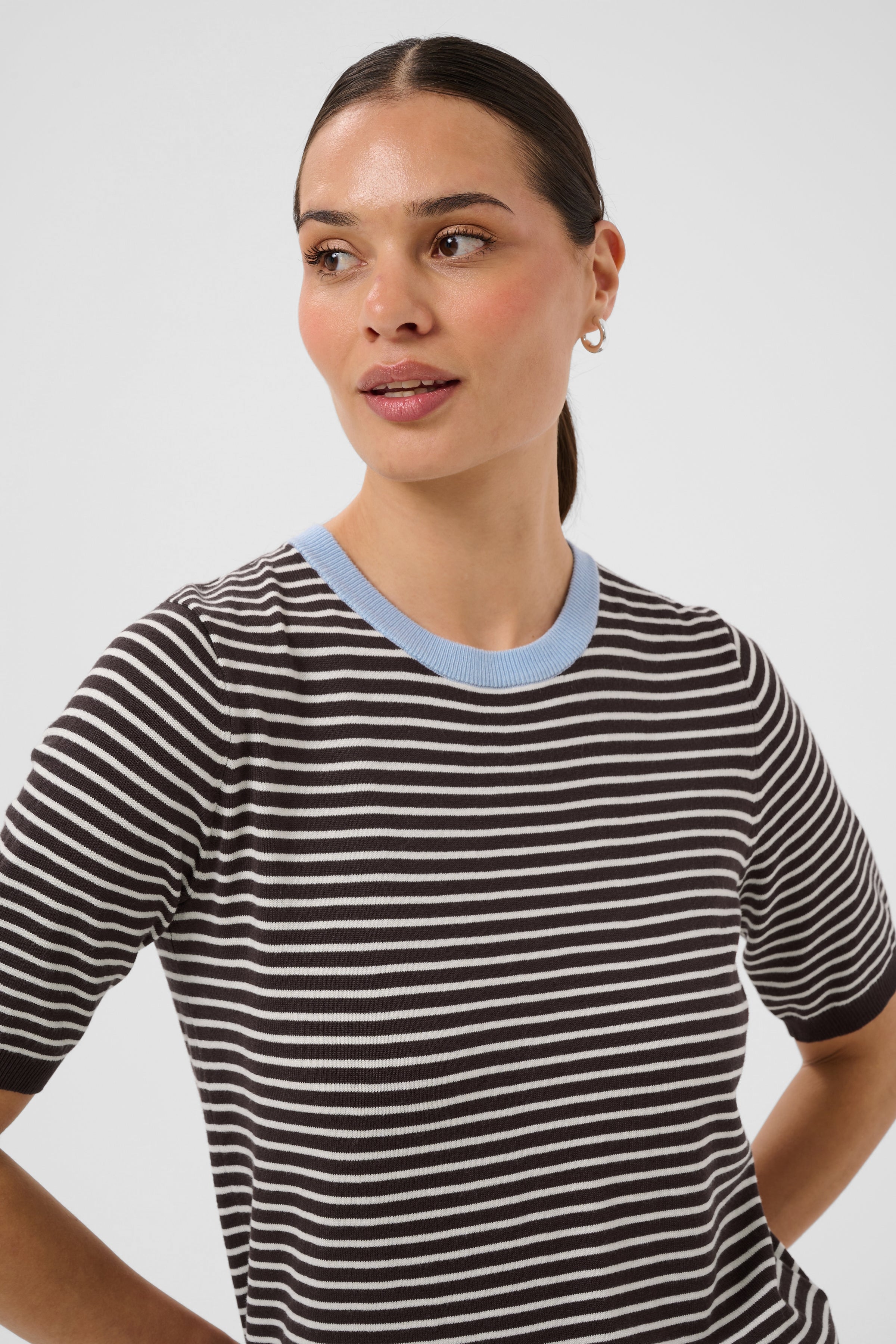 KAFFE Lizza Pullover Smal Stribet Coffee Bean Brun Turtledove Blå
