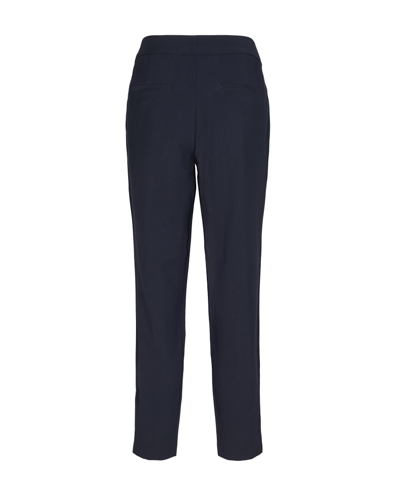 Freequent Shelby Bukser Salute