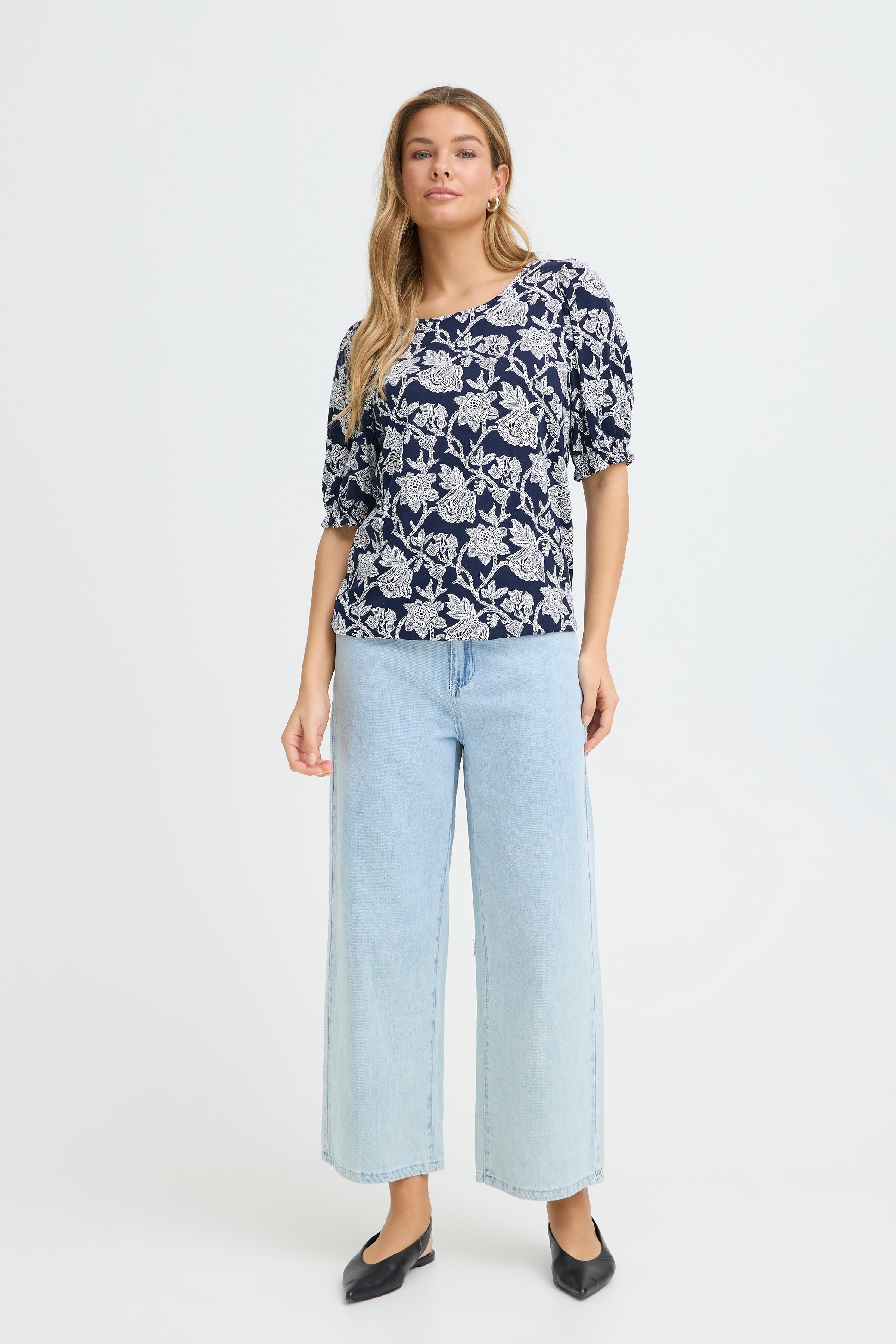 Fransa Amy Bluse 3 Bloom Navy Blå