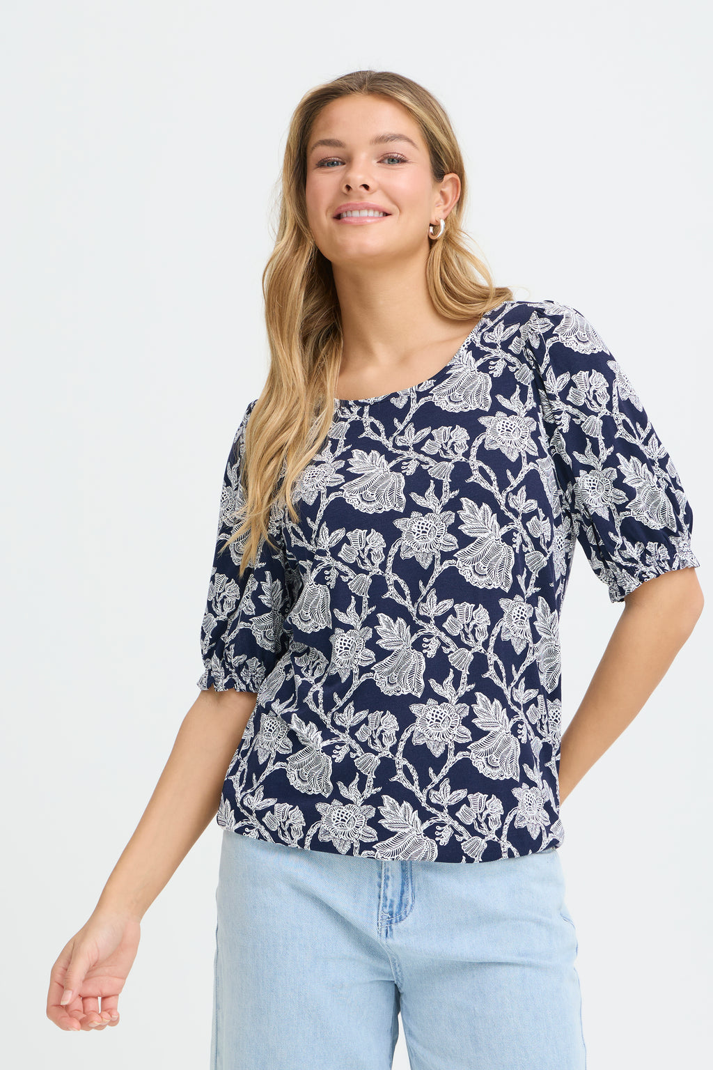 Fransa Amy Bluse 3 Bloom Navy Blå