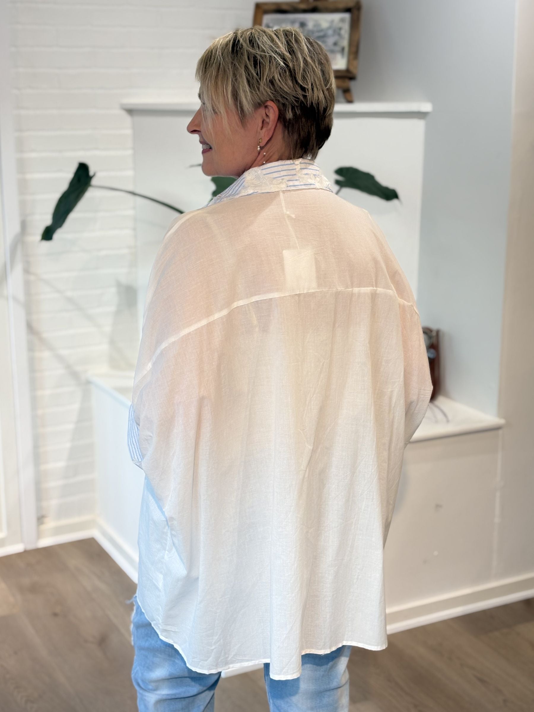 Sexy Woman Skjorte Destroy Lommer Blå Hvid