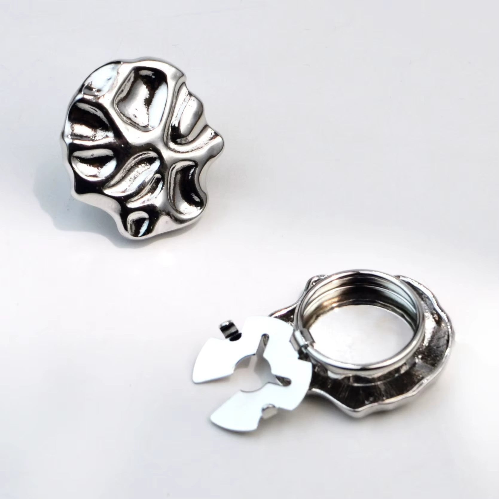 Löwenstein Button Covers Mold Sølv