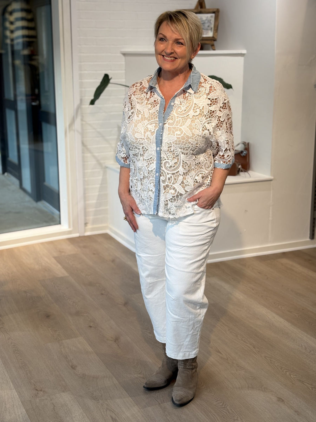 Sexy Woman Skjorte Broderi Flower Blå Hvid